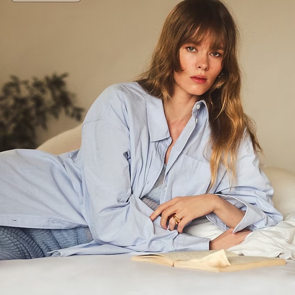 J Crew women’s cotton poplin shirt - oversized - L - heathered light blue - Picture 2 of 11